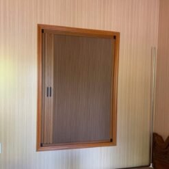 Rèm tổ ong cửa sổ hệ 27 mở 2 cánh khung vân gỗ